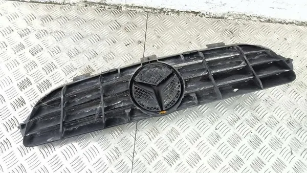 Grille MERCEDES-BENZ CLK (C209) 2005 image 6
