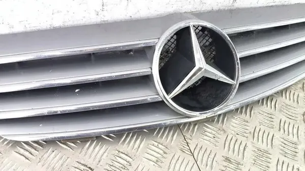Grille MERCEDES-BENZ CLK (C209) 2005 image 7