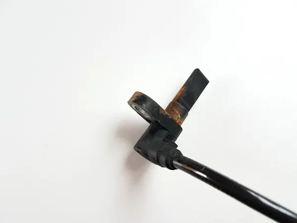 Sensor ABS traseiro Fiat 500X 52017671 image 6