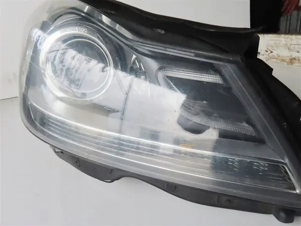 Rechter Voorlicht Mercedes C-Klasse W204 Xenon 11-14 A2048204639 image 9