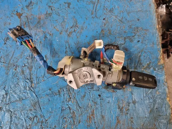HYUNDAI I30 2007-2012 Ontstekingsschakelaar Compleet Sleutel image 4