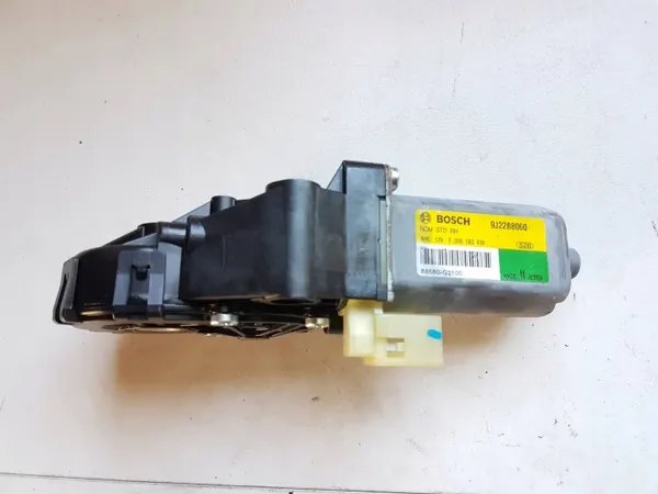 Kia Niro Sitzmotor OEM 88680G2100 - Gebraucht image 3