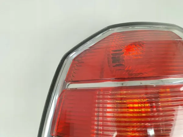 Opel Zafira B Luz Trasera Izquierda OE 93190792 image 8