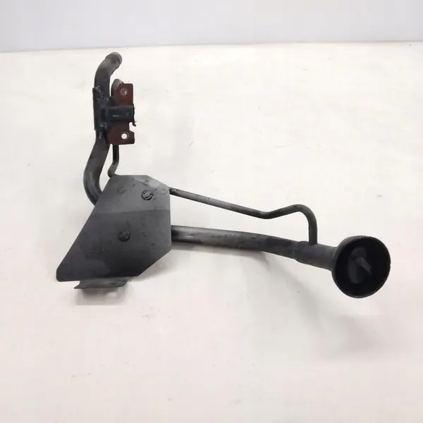 Nissan X-Trail I T30 2.2 DI DCI Fuel Pipe Diesel OEM image 4