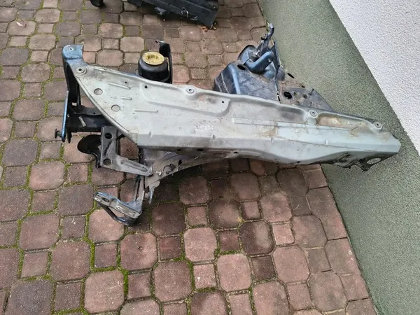 Membre longitudinal Audi A6 C6 avant gauche image 2