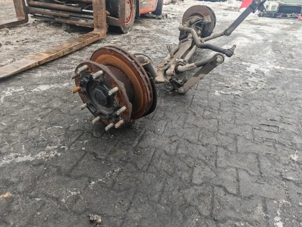 Scania R S NGS Vorderachsbalken OEM 2327842 image 3