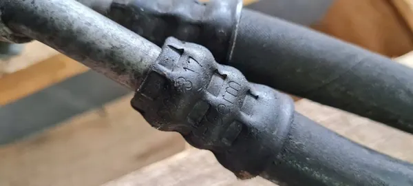Begagnad Audi OE oljeledning OEM 4F0317819C för A6 C6 image 10