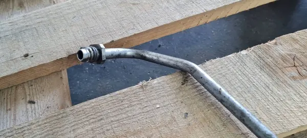 Begagnad Audi OE oljeledning OEM 4F0317819C för A6 C6 image 7