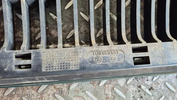 SKODA OCTAVIA GRILL FRONT OE 1U0853651 image 5