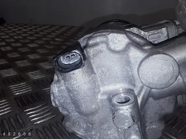 Ilmastointikompressori Audi TT 2011 1k0820859j image 5