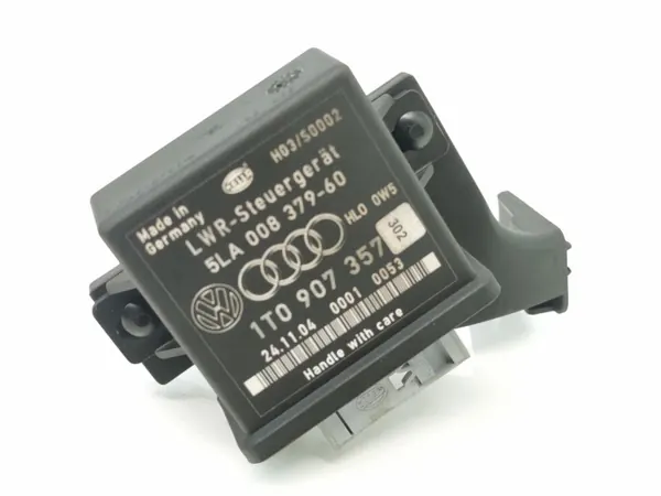 Módulo LCM Volkswagen usado OEM 5LA00837960 image 2