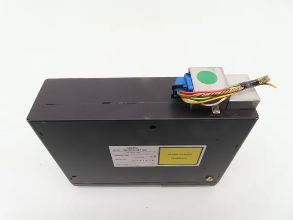 Cambiador CD Clarion usado OEM 9636561780 image 3