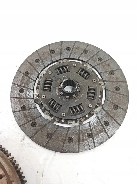 Opel Insignia A 2.0 CDTI Kytkin OEM 55581279 image 4