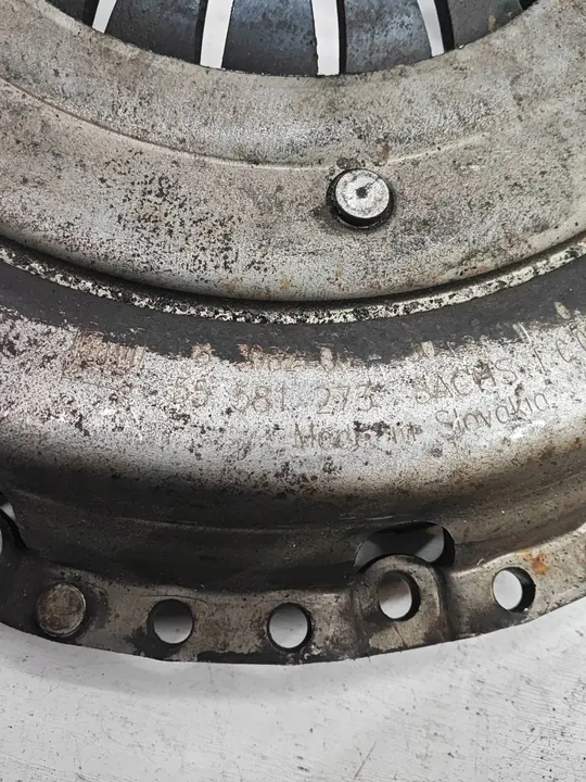 Opel Insignia A 2.0 CDTI Kytkin OEM 55581279 image 5