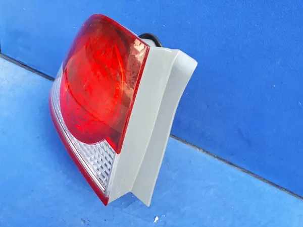 LÁMPARA IZQUIERDA COMPLETA HONDA CIVIC VIII SEDÁN 06-09 image 5