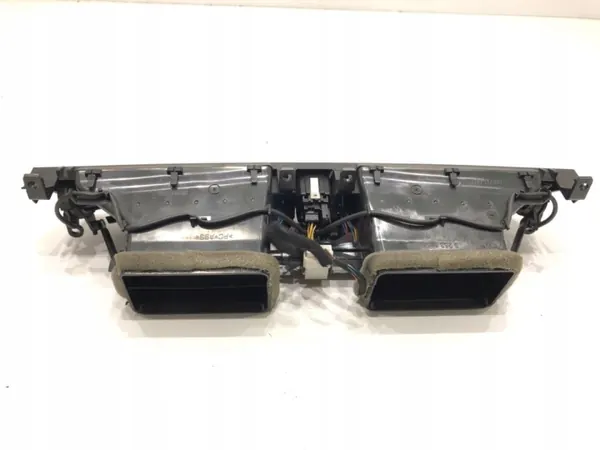 Grelha de ventilação frontal centro OEM 9252648 BMW F16 image 3