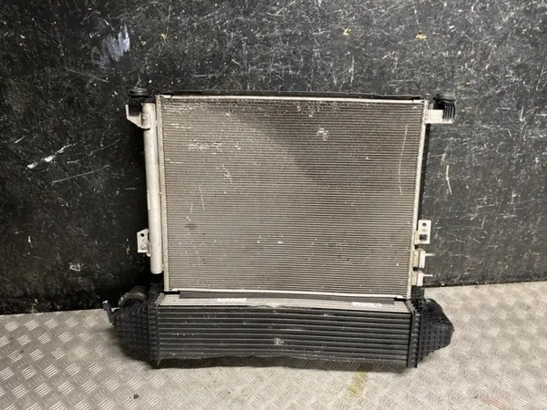 Ford Intercooler OEM L1M38005BE Explorer 2020 image 2