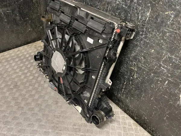 Ford Intercooler OEM L1M38005BE Explorer 2020 image 5