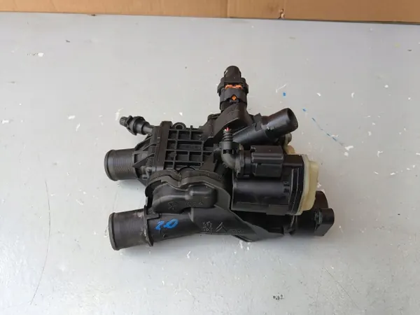 OEM 9804160380 Thermostatbehuizing voor Peugeot 2.0 BlueHDI image 2