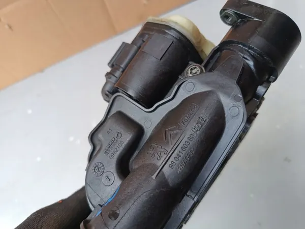 OEM 9804160380 Thermostatbehuizing voor Peugeot 2.0 BlueHDI image 4