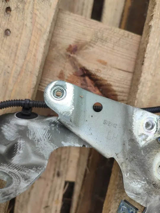 Bisagra de capó izquierda Opel Meriva B Z474 image 4