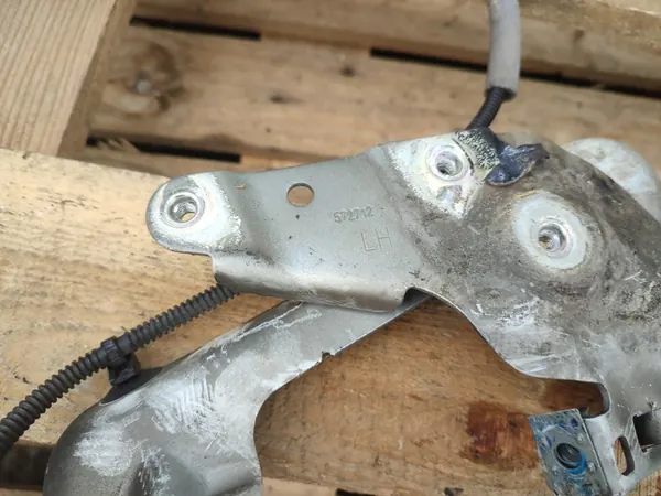 Bisagra de capó izquierda Opel Meriva B Z474 image 5