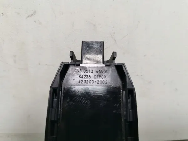 Sensor de chuva Mazda CX-5 OEM K423807P09 - Usado image 3