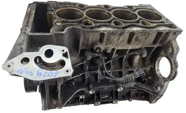 Bloco Motor BMW OEM N46B20BY - Estado Usado image 2