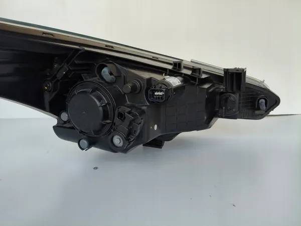 Faros izquierdo Hyundai i20 II 14- image 8