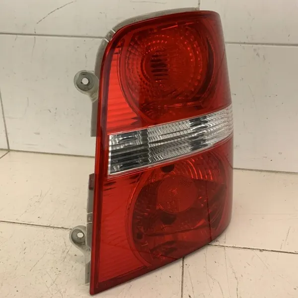 Höger bakhörnljus VW TOURAN 1T LIFT 08r image 3