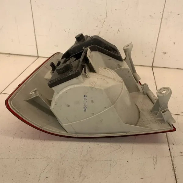 Höger bakhörnljus VW TOURAN 1T LIFT 08r image 6