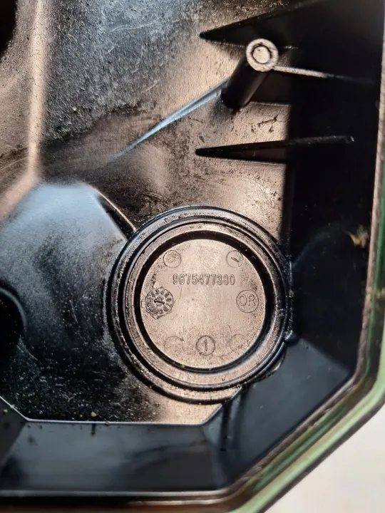 Citroen OE 9675477380 Oljefyllnadslock - Begagnad image 5