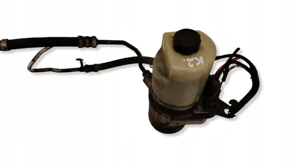 Pompe de direction assistée Ford OEM 4M513K514AA Occasion image 3