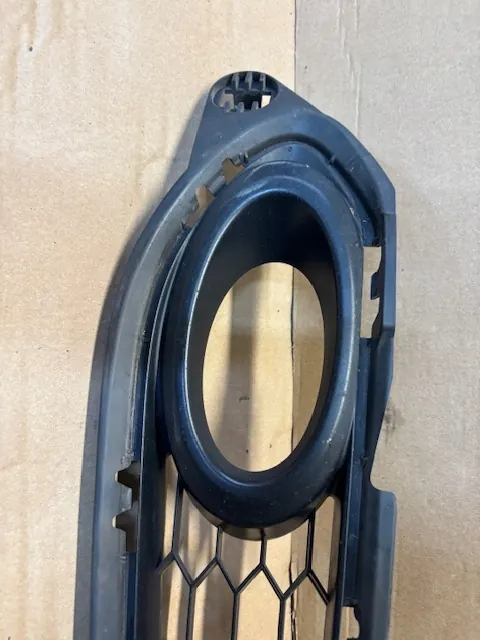 Vänster dimljusram HONDA HR-V II 2015-2020 image 3