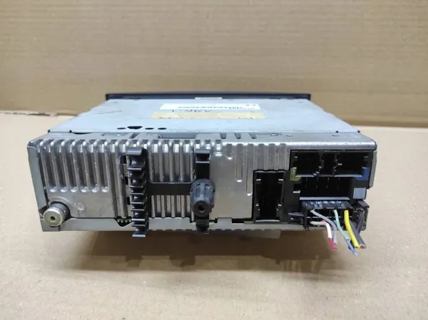 OEM 8200484424 Tehdasradio Navi Renault Scenic II image 5