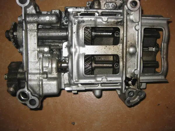 OEM 22 Ejes de equilibrado & Bomba de aceite Accord 2.2 iCDTi image 3