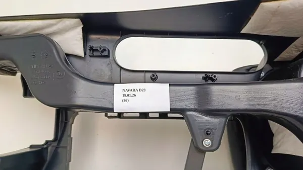 OEM 969104KJ5A Middenconsole Armsteun Nissan Navara D23 image 6
