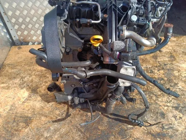 Gebruikte VW Caddy III Lift 2.0 TDI dieselmotor Wrakowisko-28163- image 3