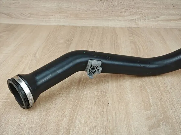 OEM 8W0145673 Intercoolerrör för Audi A4 B9 2.0 TFSI image 3