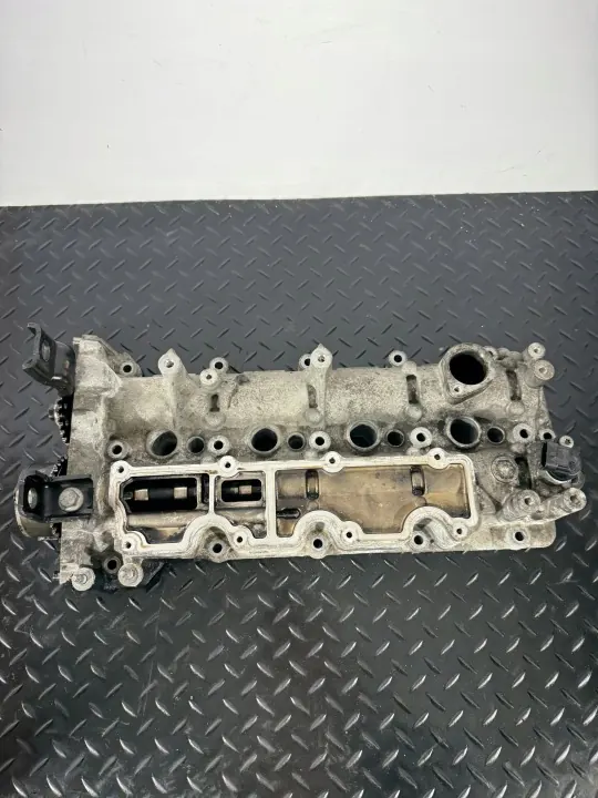 Venttiilikansi G4D3-6J011-BB Jaguar XE XF 2.0 D image 2