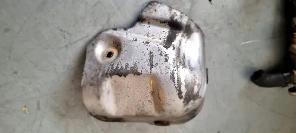 Protección térmica turbo Hyundai Terracan image 2