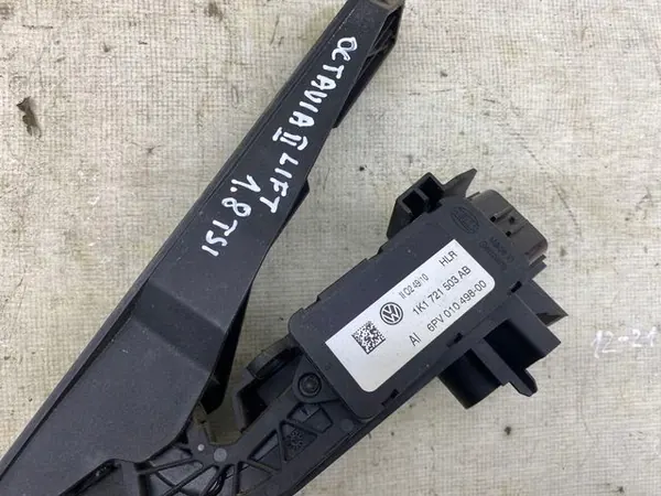 AUDI A3 8P Kaasu-asennon Poljin 1K1721503AB image 2