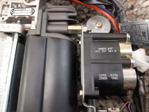 Compressore Sospensione BMW OE 1092349 image 7