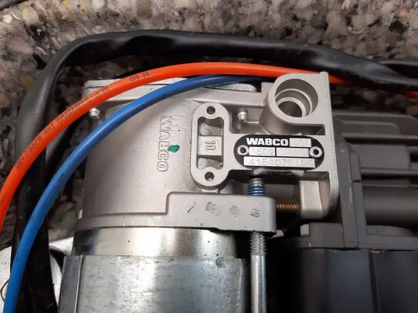 Compressore Sospensione BMW OE 1092349 image 9