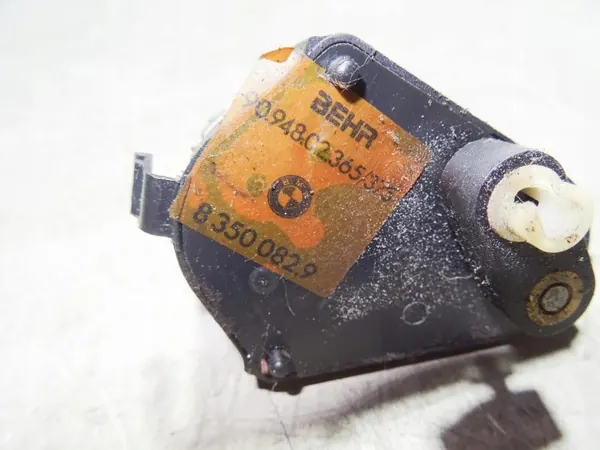 BMW Klappmotor OEM 64118350082 för 8-serien E31 image 3
