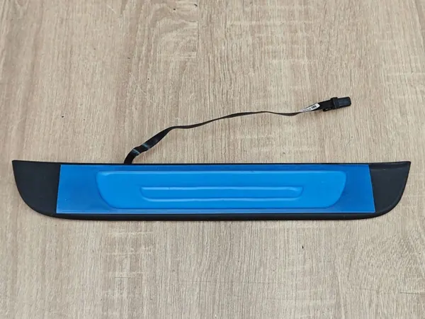 OEM 4G0947424G Rechte hintere Schwellerverkleidung image 2