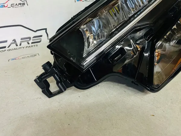 Vasen Lamppu Skoda Karoq 57B LIFT image 5