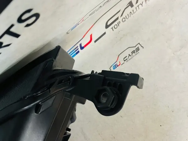 Vasen Lamppu Skoda Karoq 57B LIFT image 8