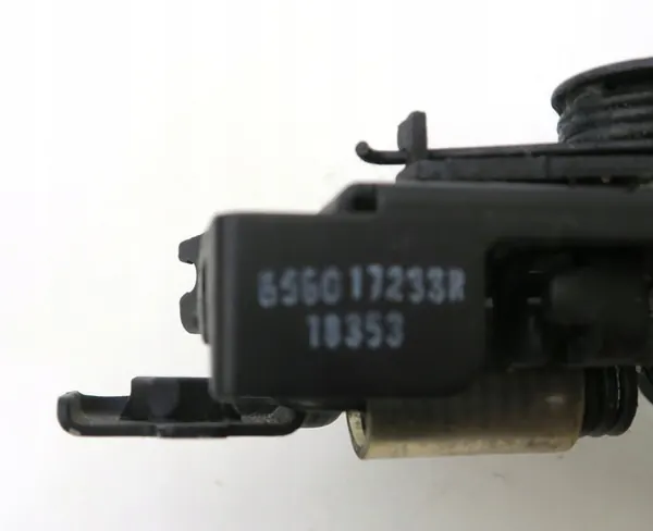 RENAULT MEGANE 4 2016 - 2023 Motorhuvslås OEM image 3