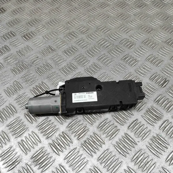 Schiebedachmotor OEM A2139014101 für Mercedes GLE W166 image 3